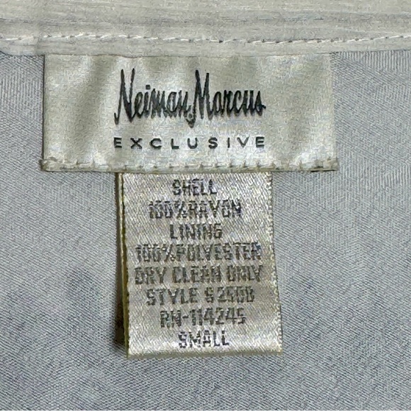 Eᴍʙʀᴏɪᴅᴇʀᴇᴅ Mᴇxɪᴄᴀɴ Sᴛʏʟᴇ sᴋɪʀᴛ ꜰʀᴏᴍ Nᴇɪᴍᴀɴ Mᴀʀᴄᴜs Exᴄʟᴜsɪᴠᴇ - Picture 14 of 14